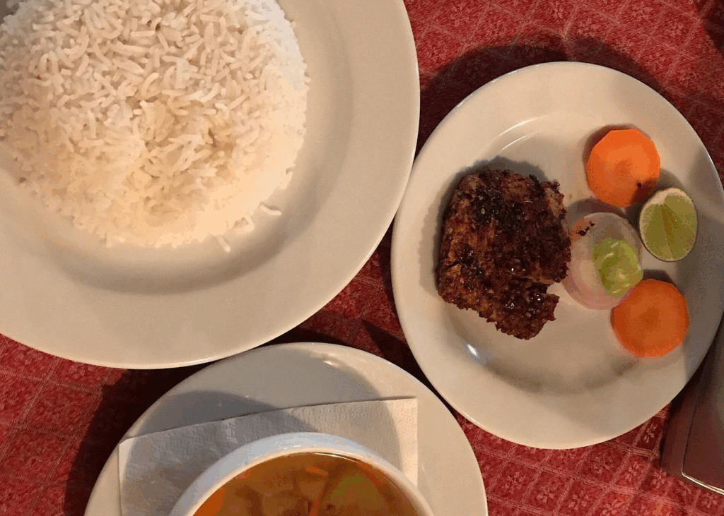 Bora Bora vs Maldives cuisine: Polynesian raw fish vs Maldivian tropical dishes